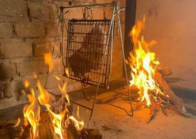 Hendrik-and-Trudi-Safaris-and-Tours-Gallery-Meat-on-the-fire