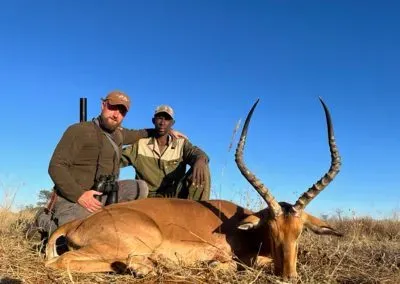 Hendrik-and-Trudi-Safaris-Extra-Hunting-Gallery-002