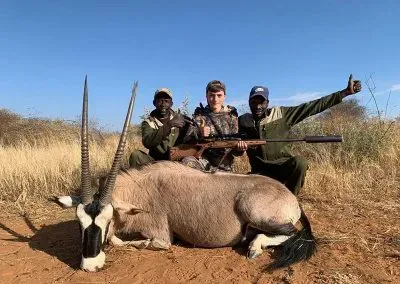 Hendrik-and-Trudi-Safaris-Extra-Hunting-Gallery-008